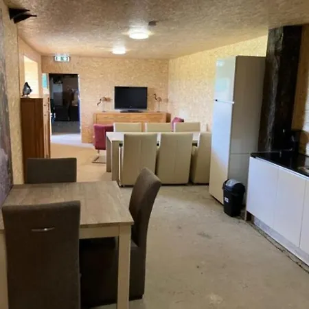 营地 Pipowagen Boerderij De Schans