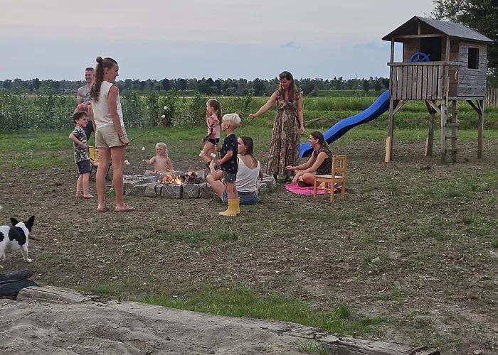 Campeggio Pipowagen Boerderij De Schans *